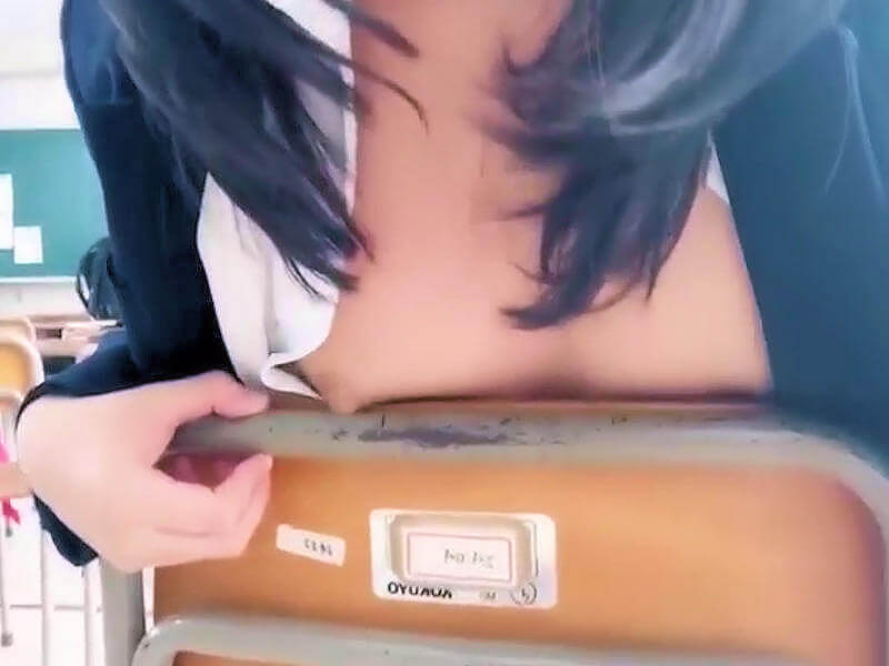 レアなおっぱい押し付けエロ画像ください