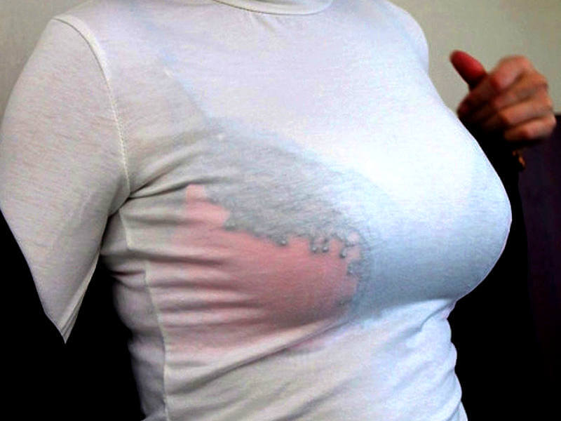 巨乳の透けブラに胸躍るエロ画像 